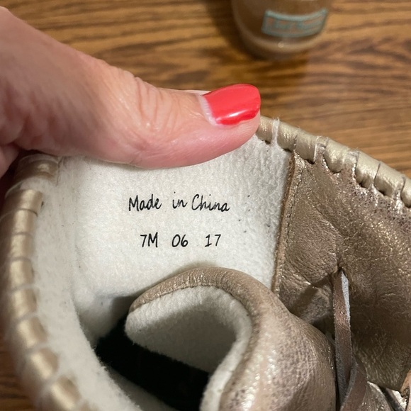 Jack Rogers Ladies Classic Gold Rain Boots Size 7 - Picture 8 of 10